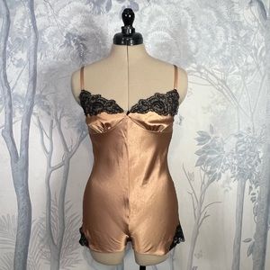 Victoria’s Secret Gold Bronze Silky Satin Lace Trim Teddy Romper Playsuit XS